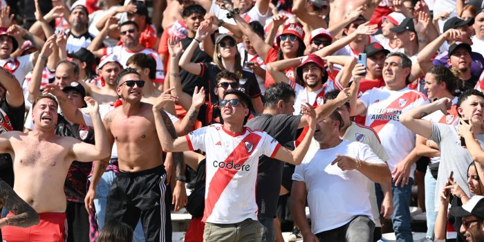 alt Lucha por las Copas y el honor de la temporada, en el inicio del Torneo Liga en Argentina