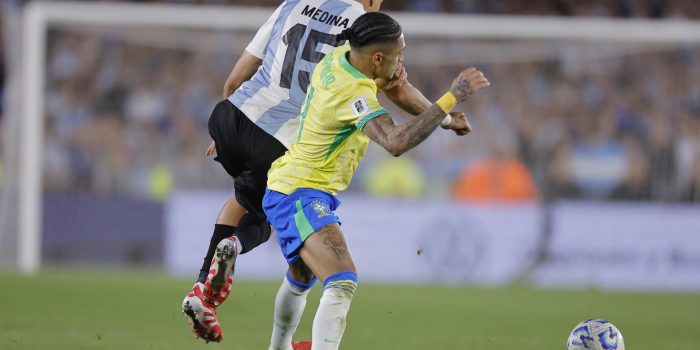 Facundo Medina, en una foto de archivo con la selección de Argentina. EFE/Juan Ignacio Roncoroni