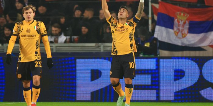 Lautaro Martínez celebra el 0-1 del INter en Praga aqnte el Sparta. EFE/EPA/MARTIN DIVISEK