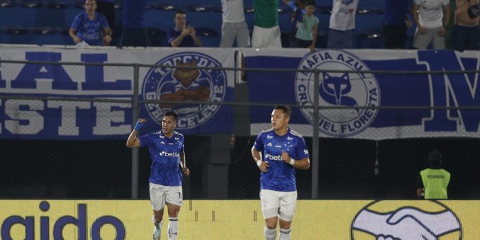 alt Cruzeiro demuestra poderío y vence a Libertad