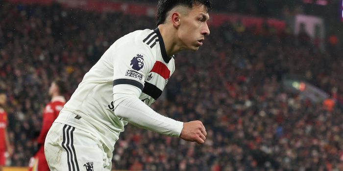 El futbolista del Manchester United Lisandro Martinez, en una foto de archivo. EFE/EPA/ADAM VAUGHAN EDITORIAL USE ONLY. No use with unauthorized audio, video, data, fixture lists, club/league logos, 'live' services or NFTs. Online in-match use limited to 120 images, no video emulation. No use in betting, games or single club/league/player publications.