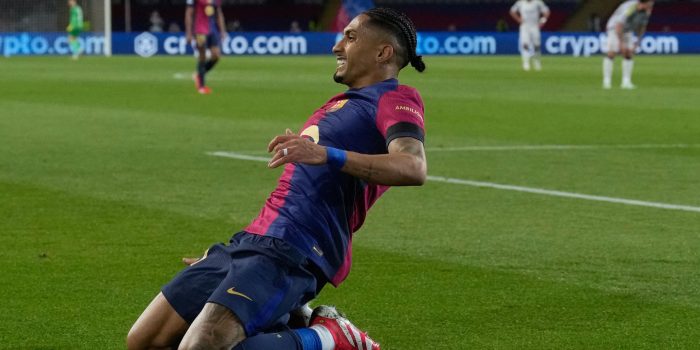 alt Raphinha ya es el máximo goleador brasileño en una edición de la Champions