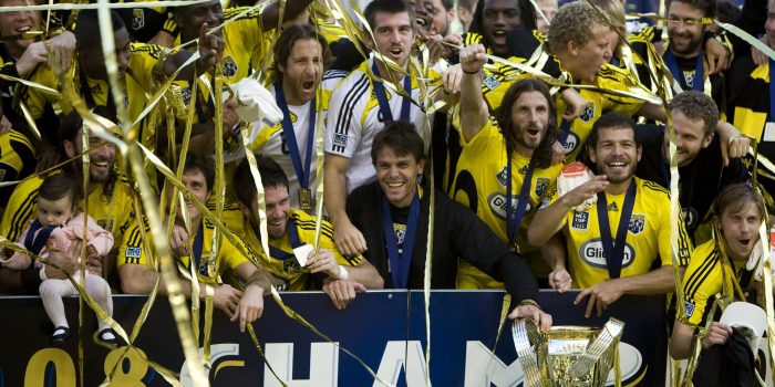 Columbus Crew quiere celebrar un nuevo título, pero antes deben superar al Inter Miami de Lionel Messi y compañía. EFE/Adrian Sánchez-González.