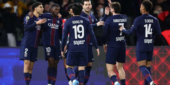 Los jugadores del PSG celebran un gol ante el Toulouse. EFE/EPA/TERESA SUAREZ