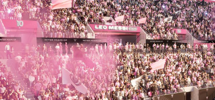 Fotografía cedida de una ilustración conceptual de la Tribuna Leo Messi, en el Nu Stadium, el nuevo estadio del Inter Miami, que fue presentada este viernes. EFE/Inter Miami