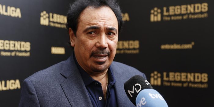 alt Hugo Sánchez: "El Real Madrid va a estar mejor que el Barcelona esta temporada"