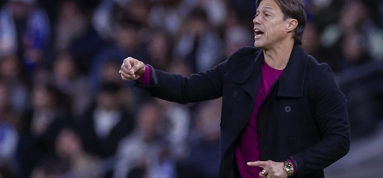 Fotografía de archivo del entrenador argentino Matías Almeyda. EFE/ Javier Lizón