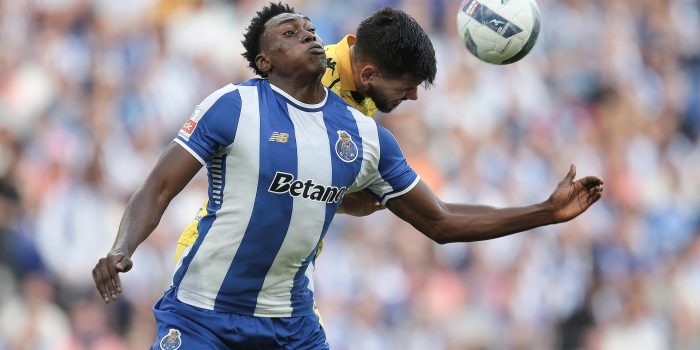 alt El Oporto de Samu busca apuntalar aun más su liderazgo frente al Alverca de Vinícius Jr