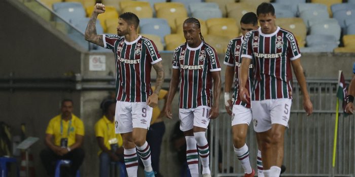 alt El argentino Pablo Vegetti jugó en un partido para el olvido, tras la derrota frente al Fluminense.