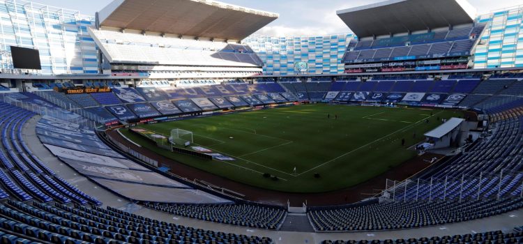 Vista general del Estadio Cuauhtémoc en la ciudad de Puebla (México), en foto de archivo de Hilda Ríos. EFE