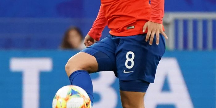 Fotografía tomada el 11 de junio de 2019 a la jugadora chilena Karen Araya, una de las figuras que ha desplazado  la Roja a Quito para afrontar la Copa América de fútbol.EFE/ Eddy Lemaistre ARCHIVO