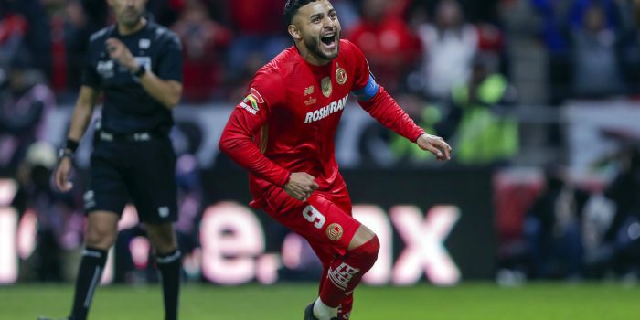 alt El mexicano, Alexis Vega, inaugura el hospital del Toluca