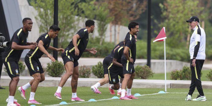 Los jugadores de Brasil durante un entrenamiento en el Columbia Park este jueves, en Morristown, New Jersey (EE.UU.). EFE/SEBASTIÃO MOREIRA