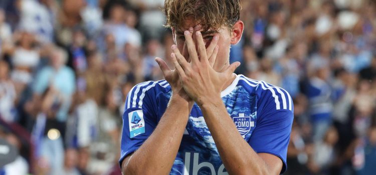 Nico Paz celebra su gol al Lazio. EFE/EPA/Roberto Bregani