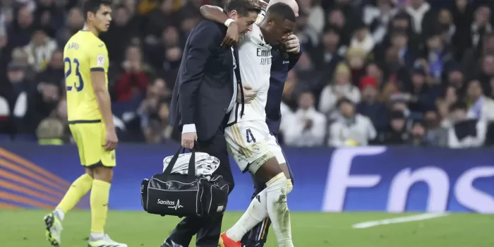 ALT El Real Madrid no firmará un central en el mercado invernal