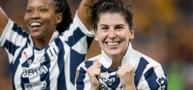 Lucia Garcia de Rayadas celebra celebra un gol. Imagen de archivo. EFE/ Miguel Sierra