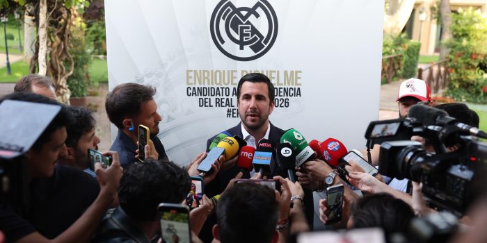 El candidato a la presidencia del Real Madrid Enrique Riquelme visita este viernes la Finca La Alquería de Alcorcón. EFE/ Kiko Huesca