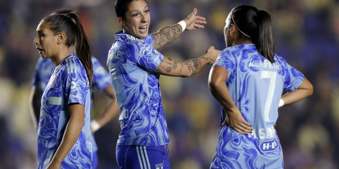 Jennifer Hermoso de Tigres reacciona este jueves, en el partido de ida por la final de la Liga MX Femenil entre América y Tigres en el estadio Ciudad de los Deportes, en Ciudad de México (México). EFE/ Isaac Esquivel