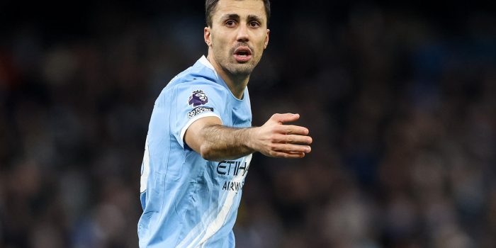 El español Rodrigo Hernández marcó su primer gol con el Manchester City desde mayo de 2024 . EFE/EPA/ADAM VAUGHAN
