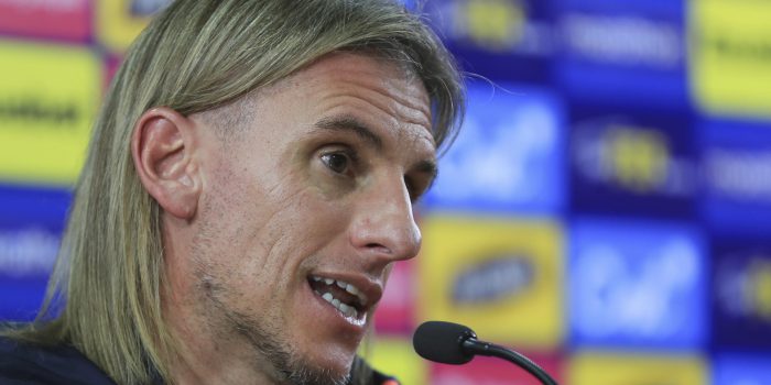 Fotografía de archivo del 11/03/2025 del seleccionador de Ecuador, el argentino Sebastián Beccacece. EFE/José Jácome