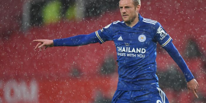 Fotografía de Michael Regan en la que puede verse una foto de archivo del 11 de mayo de 2021 de Jamie Vardy, del Leicester, durante un partido de la Premier League inglesa ante el Manchester United.