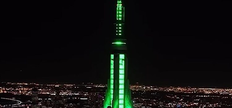 Captura de video tomada de la cuenta oficial en instagram @empirestatebldg del Empire State Building iluminado en su parte más alta con los colores de la bandera de México, como parte del comienzo de la Copa Mundial de fútbol 2026 en Nueva York (EE.UU.). EFE/ @empirestatebldg /SOLO USO EDITORIAL/NO VENTAS/SOLO DISPONIBLE PARA ILUSTRAR LA NOTICIA QUE ACOMPAÑA (CRÉDITO OBLIGATORIO)