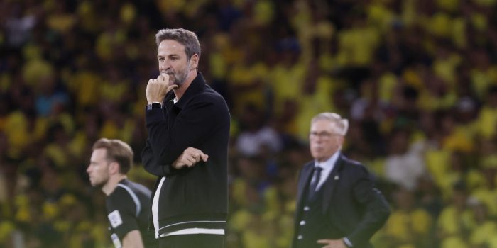 El entrenador de Panamá, Thomas Christiansen, es visto junto al de Brasil, Carlo Ancelotti, en un partido amistoso previo al Mundial 2026 en el estadio Maracaná en Río de Janeiro (Brasil). EFE/ Antonio Lacerda