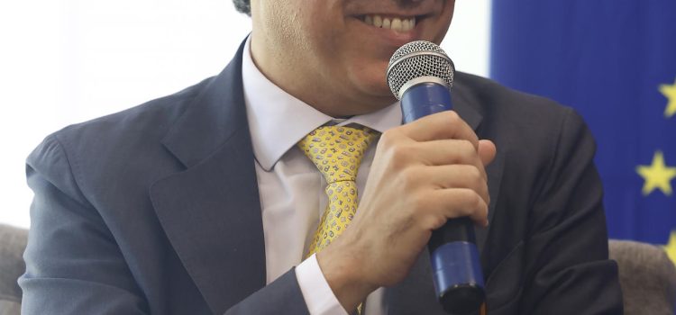 El embajador de la Unión Europea en México, Francisco André habla durante una rueda de prensa en Ciudad de México (México). Imagen de archivo. EFE/ Sáshenka Gutiérrez