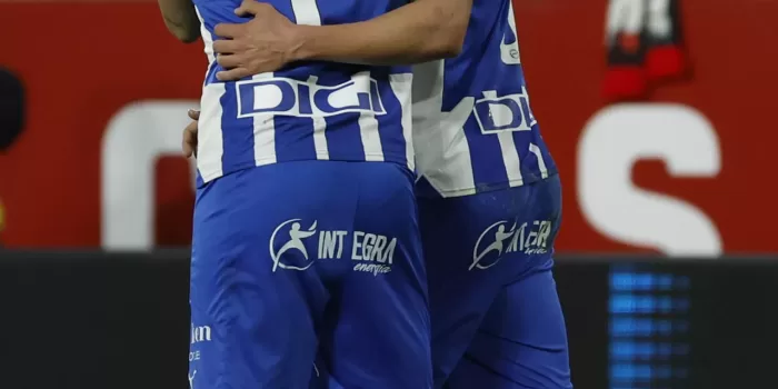alt 2-3. El Alavés ahonda en la crisis de un Sevilla perdido