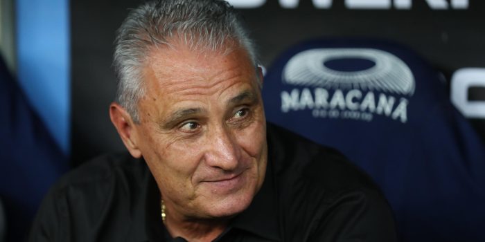 alt Flamengo retiene el liderato de la Liga brasileña de fútbol con Neymar de testigo