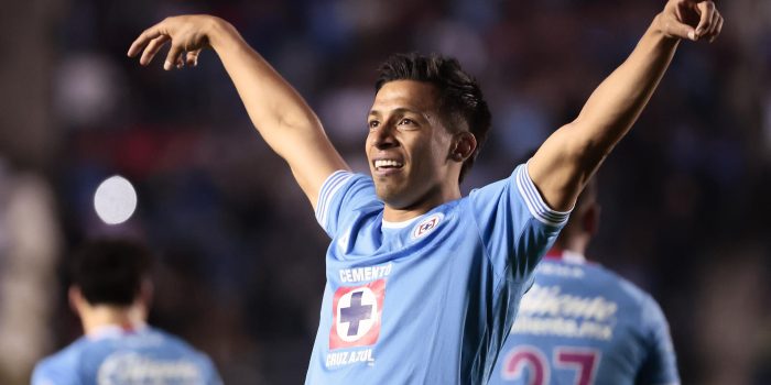 alt Cruz Azul golea al Juárez y confirma su liderazgo en el Apertura mexicano