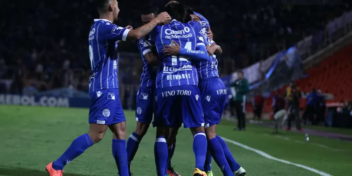 alt Extranjeros protagonistas en Godoy Cruz-San Lorenzo