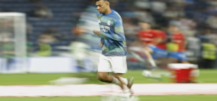 El delantero francés del Real Madrid Kylian Mbappé, en una foto de archivo. EFE/Sergio Pérez
