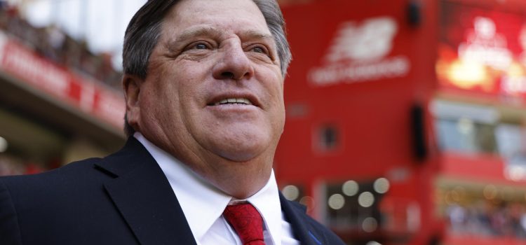 alt El mexicano Miguel Herrera le baja el pulgar a América