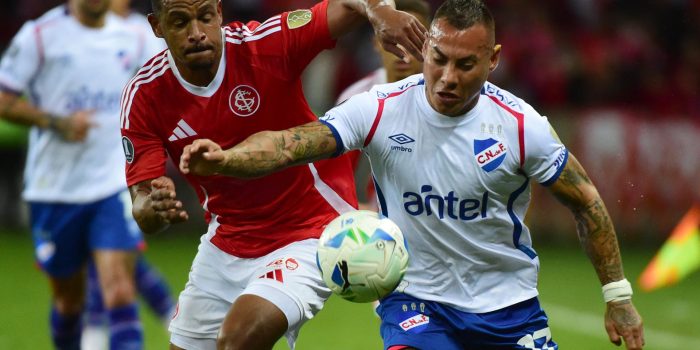 alt Eduardo Vargas es anunciado en Audax Italiano en su regreso al fútbol chileno tras 14 años