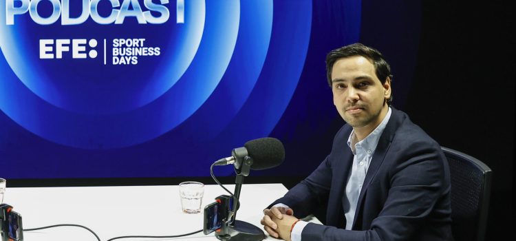 Guillermo Rodríguez, director de Operaciones Antipiratería de LaLiga. Gestiona las estrategias y acciones para proteger los derechos de los titulares de contenido y broadcasters en todo el mundo. En el transcurso del primer videopodcast EFE Sports Business, emitido este viernes, disecciona un paisaje donde los clubes pierden 600 millones de euros al año. EFE/Ballesteros