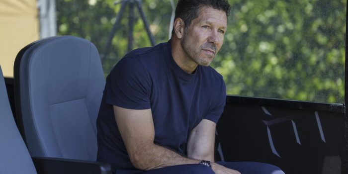 El entrenador Diego Simeone admitió este lunes en Pasadena (California) que el Atlétido de Madrid puede perder al delantero Ángel Correa, pretendido por el Tigres mexicano. EFE/EPA/CAROLINE BREHMAN