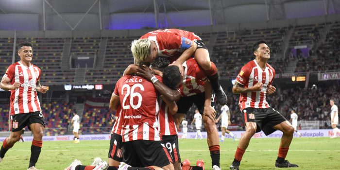 alt Con gol del uruguayo Palacios, Estudiantes accede a la final del fútbol argentino