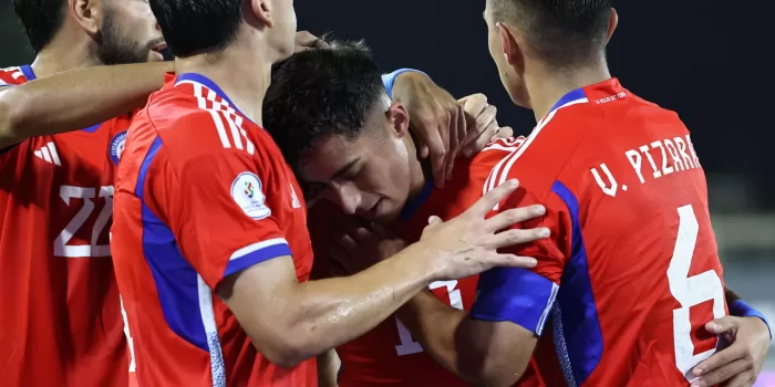 alt 0-3. Vargas vuelve a lo grande y Gareca se luce con un debut perfecto