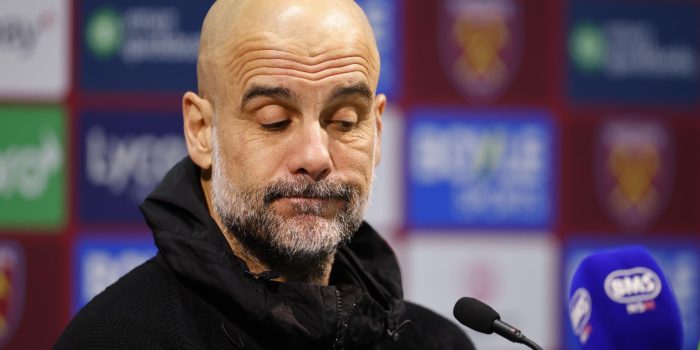 Pep Guardiola, entrenador del Manchester City, en la conferencia de prensa posterior al partido de la Premier League, contra el West Ham United, el pasado sábado. EFE/EPA/TOLGA AKMEN SOLO USO EDITORIAL.