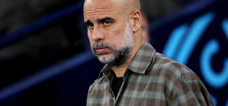 El entrenador del Manchester City, Pep Guardiola, en el partido de vuelta de octavos de final de la UEFA Champions League entre el Manchester City y el Real Madrid en Mánchester, Reino Unido. EFE/EPA/ADAM VAUGHAN