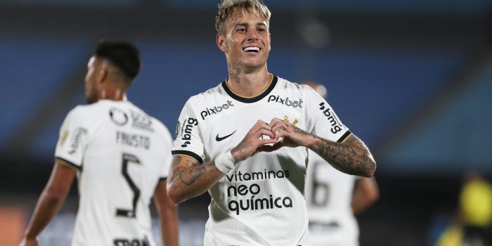 alt Cruzeiro vence a Fortaleza y huye de la zona del descenso de la liga brasileña