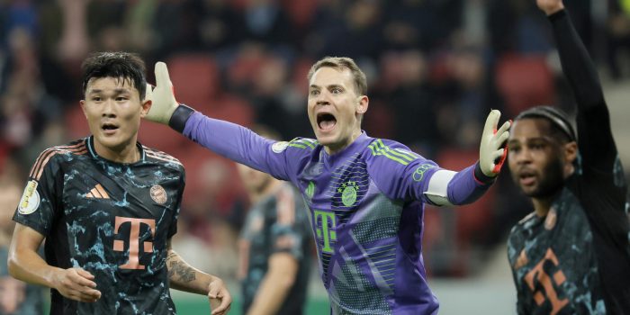 Manuel Neuer, durante el partifdo. EFE/EPA/RONALD WITTEK.