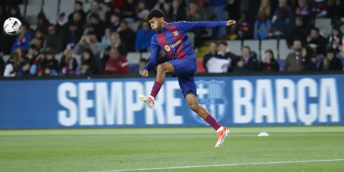 alt Xavi da descanso a Araujo y elige a Raphinha en detrimento de Joao Félix