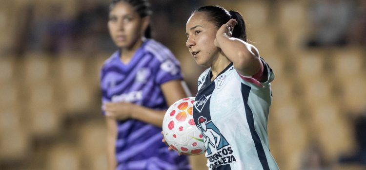 Charlyn Corral de Pachuca femenil celebra un gol en un partido de la Liga Femenil MX en el Estadio Universitario, en Monterrey (México). Imagen de archivo. EFE/Miguel Sierra