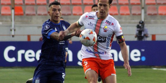 alt Talleres y Cobresal saltan a la cancha a cumplir con el calendario