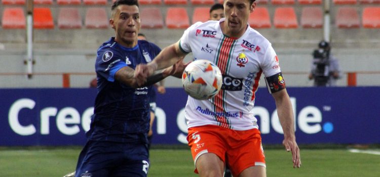 alt Talleres y Cobresal saltan a la cancha a cumplir con el calendario