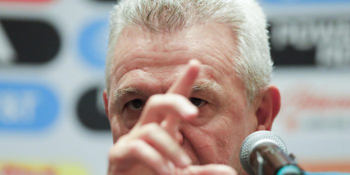 El entrenador de la selección mexicana de fútbol, Javier Aguirre, habla durante una conferencia de prensa. Imagen de archivo. EFE/ Francisco Guasco