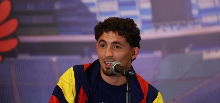 El delantero Yéremy Pino se declaró este domingo orgulloso de estar entre los 26 elegidos de España para disputar el Mundial. EFE/Alex Cruz