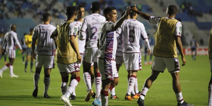 alt Saprissa gana, sube al liderato y desbanca a Herediano en el Clausura de fútbol en Costa Rica